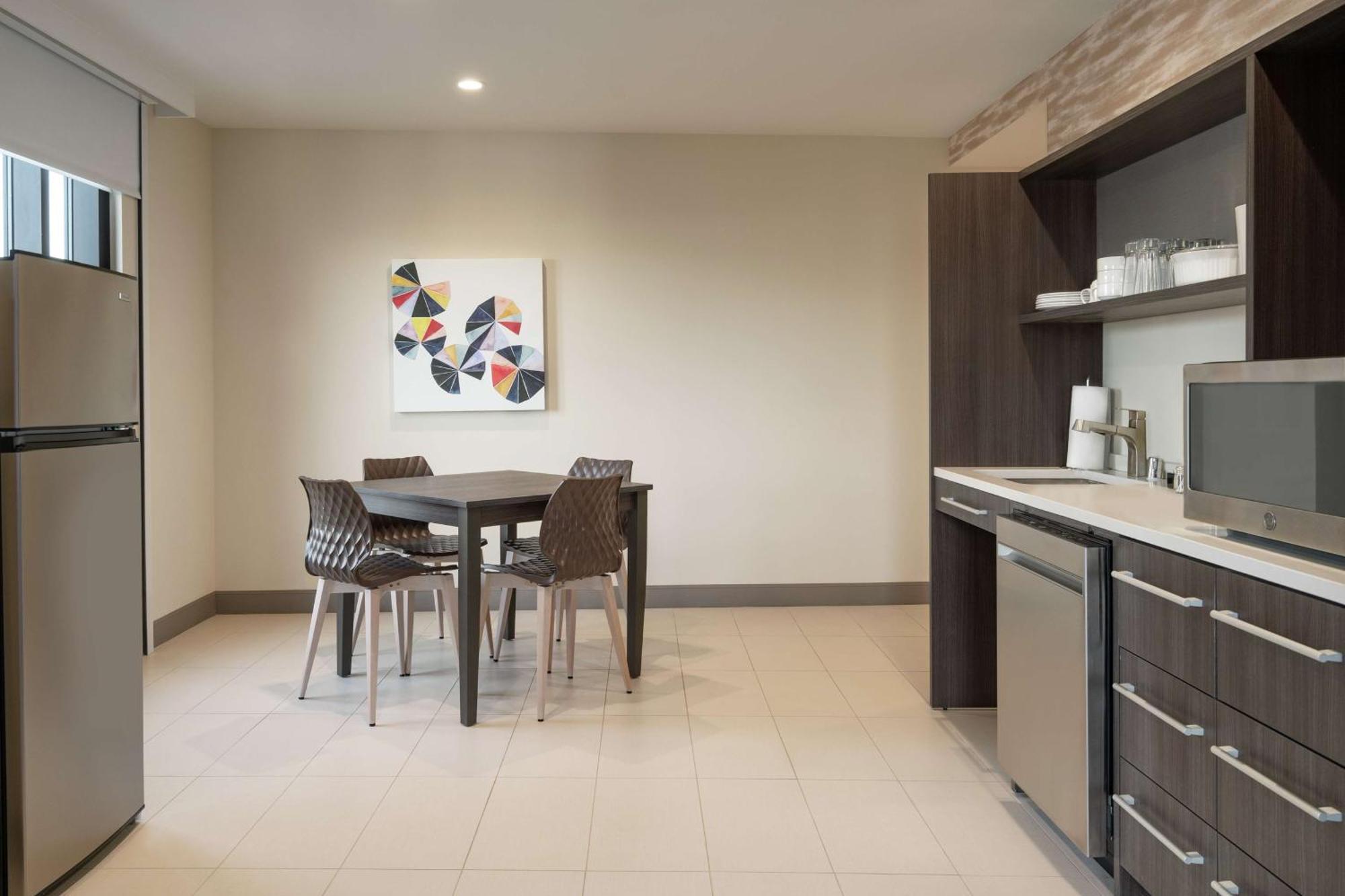 Home2 By Hilton Woodland Hills Angeles Los Angeles